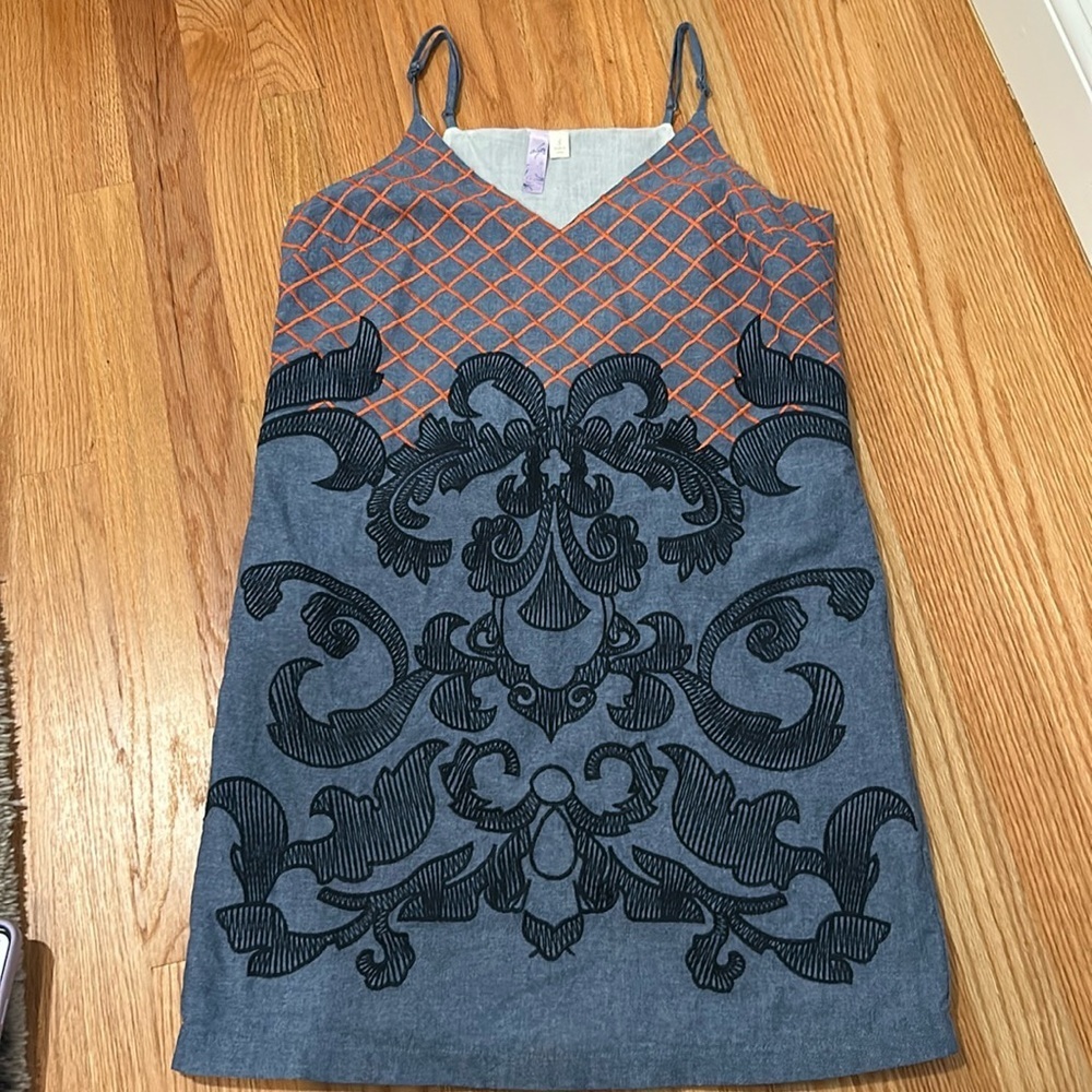 Alya Embroidered Shift Dress Mini Denim Small​